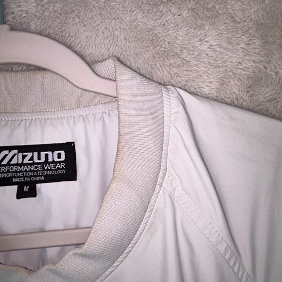 Mizuno Performance Wear Mens M Gray Windbreaker Chest 44 Wrist Closures - Picture 8 of 16